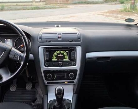 Чорний Шкода Октавія, об'ємом двигуна 1.6 л та пробігом 241 тис. км за 8700 $, фото 8 на Automoto.ua