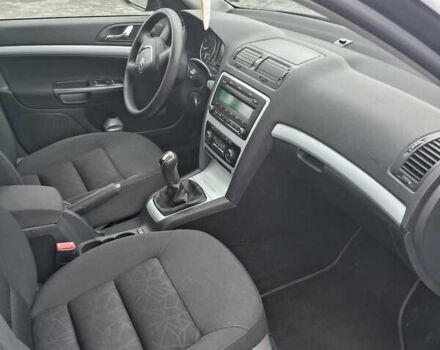 Чорний Шкода Октавія, об'ємом двигуна 1.4 л та пробігом 177 тис. км за 7600 $, фото 10 на Automoto.ua