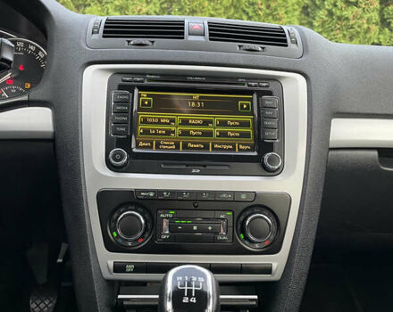 Чорний Шкода Октавія, об'ємом двигуна 1.6 л та пробігом 194 тис. км за 9399 $, фото 102 на Automoto.ua