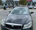 Черный Шкода Октавия, объемом двигателя 2 л и пробегом 195 тыс. км за 11500 $, фото 1 на Automoto.ua