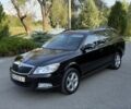 Черный Шкода Октавия, объемом двигателя 1.6 л и пробегом 258 тыс. км за 7000 $, фото 1 на Automoto.ua