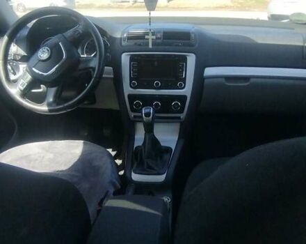 Чорний Шкода Октавія, об'ємом двигуна 1.6 л та пробігом 260 тис. км за 7500 $, фото 18 на Automoto.ua