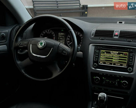 Черный Шкода Октавия, объемом двигателя 1.99 л и пробегом 211 тыс. км за 10755 $, фото 67 на Automoto.ua