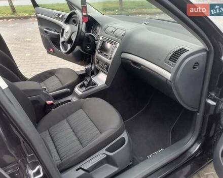Чорний Шкода Октавія, об'ємом двигуна 1.2 л та пробігом 183 тис. км за 6300 $, фото 22 на Automoto.ua