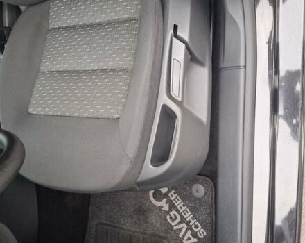 Черный Шкода Октавия, объемом двигателя 1.6 л и пробегом 221 тыс. км за 8750 $, фото 56 на Automoto.ua