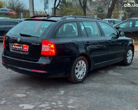 Черный Шкода Октавия, объемом двигателя 1.6 л и пробегом 237 тыс. км за 8190 $, фото 5 на Automoto.ua