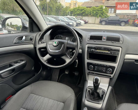 Чорний Шкода Октавія, об'ємом двигуна 1.8 л та пробігом 248 тис. км за 8200 $, фото 15 на Automoto.ua