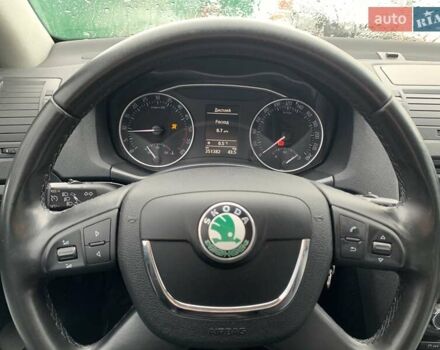 Черный Шкода Октавия, объемом двигателя 2 л и пробегом 252 тыс. км за 12000 $, фото 39 на Automoto.ua