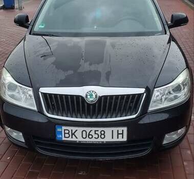 Чорний Шкода Октавія, об'ємом двигуна 1.6 л та пробігом 292 тис. км за 8800 $, фото 7 на Automoto.ua