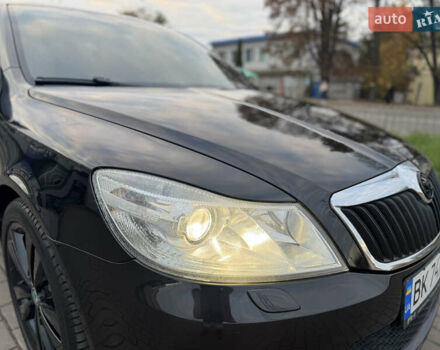 Шкода Октавия 2011 в Ровно на Automoto.ua Черный Шкода Октавия, объемом двигателя 1.97 л и пробегом 280 тыс. км за 9750 $, фото 14 на Automoto.ua