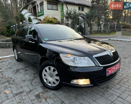 Черный Шкода Октавия, объемом двигателя 1.6 л и пробегом 243 тыс. км за 8350 $, фото 3 на Automoto.ua