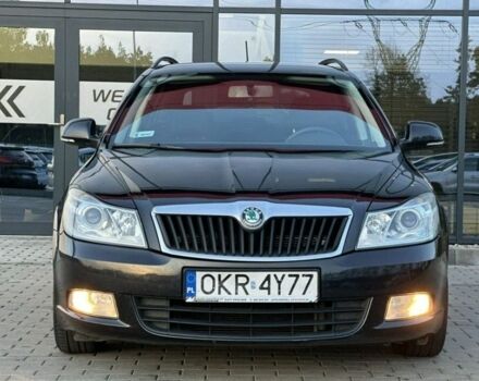 Черный Шкода Октавия, объемом двигателя 2 л и пробегом 250 тыс. км за 2850 $, фото 2 на Automoto.ua