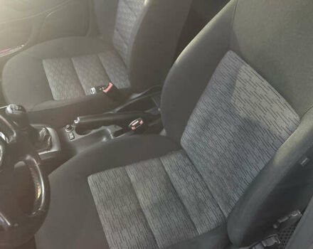 Чорний Шкода Октавія, об'ємом двигуна 1.6 л та пробігом 318 тис. км за 7200 $, фото 8 на Automoto.ua