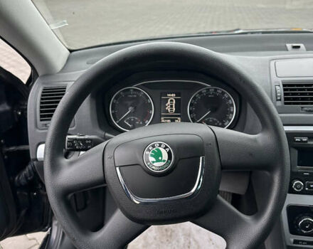 Черный Шкода Октавия, объемом двигателя 1.4 л и пробегом 260 тыс. км за 6800 $, фото 24 на Automoto.ua