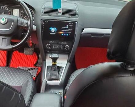 Чорний Шкода Октавія, об'ємом двигуна 1.6 л та пробігом 292 тис. км за 8800 $, фото 11 на Automoto.ua