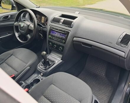 Чорний Шкода Октавія, об'ємом двигуна 1.4 л та пробігом 208 тис. км за 7399 $, фото 22 на Automoto.ua