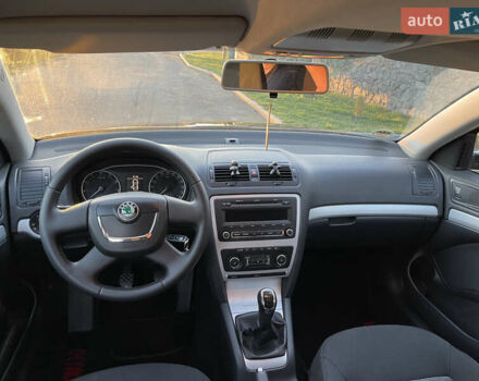 Чорний Шкода Октавія, об'ємом двигуна 1.8 л та пробігом 172 тис. км за 8300 $, фото 25 на Automoto.ua