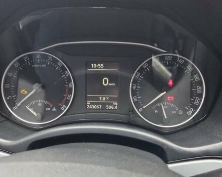 Черный Шкода Октавия, объемом двигателя 1.6 л и пробегом 243 тыс. км за 8999 $, фото 1 на Automoto.ua