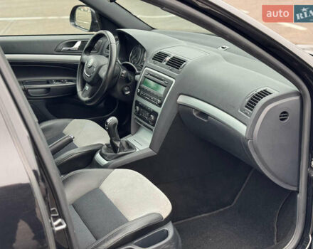 Чорний Шкода Октавія, об'ємом двигуна 1.98 л та пробігом 217 тис. км за 9500 $, фото 46 на Automoto.ua