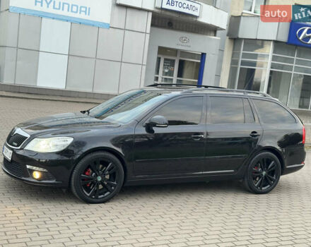 Шкода Октавия 2011 в Ровно на Automoto.ua Черный Шкода Октавия, объемом двигателя 1.97 л и пробегом 280 тыс. км за 9750 $, фото 4 на Automoto.ua