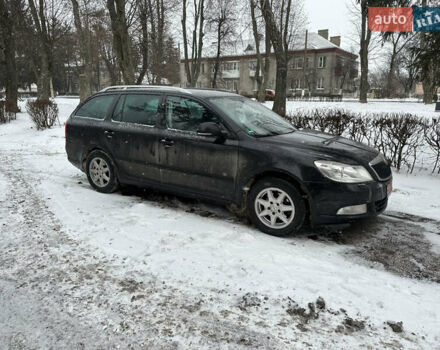 Черный Шкода Октавия, объемом двигателя 1.2 л и пробегом 230 тыс. км за 6800 $, фото 34 на Automoto.ua
