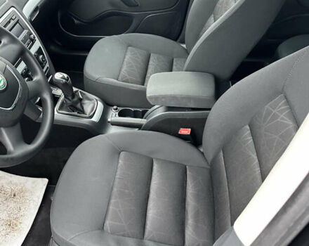 Черный Шкода Октавия, объемом двигателя 1.4 л и пробегом 260 тыс. км за 6800 $, фото 22 на Automoto.ua