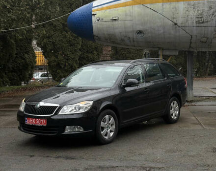Черный Шкода Октавия, объемом двигателя 1.6 л и пробегом 260 тыс. км за 8700 $, фото 3 на Automoto.ua