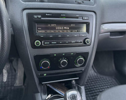 Черный Шкода Октавия, объемом двигателя 1.6 л и пробегом 273 тыс. км за 7400 $, фото 31 на Automoto.ua