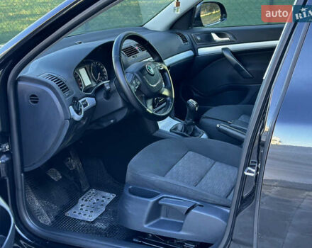 Чорний Шкода Октавія, об'ємом двигуна 1.6 л та пробігом 247 тис. км за 6900 $, фото 20 на Automoto.ua