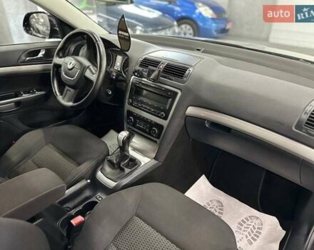 Чорний Шкода Октавія, об'ємом двигуна 1.8 л та пробігом 197 тис. км за 9499 $, фото 16 на Automoto.ua