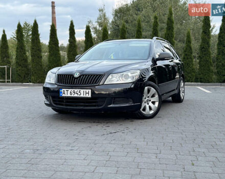 Черный Шкода Октавия, объемом двигателя 1.6 л и пробегом 268 тыс. км за 7300 $, фото 1 на Automoto.ua