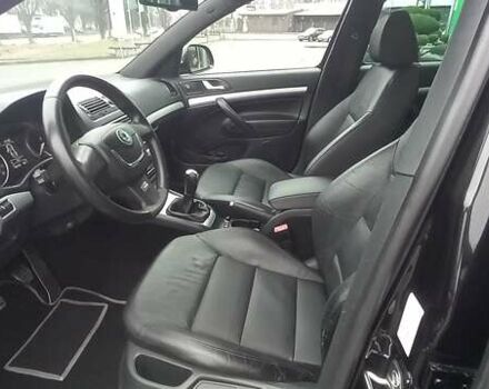 Черный Шкода Октавия, объемом двигателя 2 л и пробегом 267 тыс. км за 11300 $, фото 14 на Automoto.ua