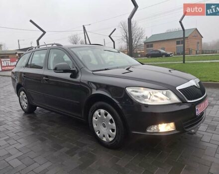 Чорний Шкода Октавія, об'ємом двигуна 1.6 л та пробігом 221 тис. км за 8600 $, фото 5 на Automoto.ua