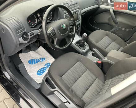 Черный Шкода Октавия, объемом двигателя 1.8 л и пробегом 154 тыс. км за 7500 $, фото 34 на Automoto.ua