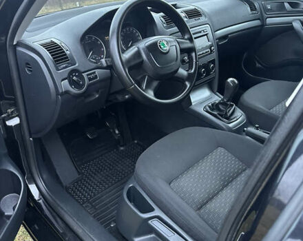 Чорний Шкода Октавія, об'ємом двигуна 1.4 л та пробігом 160 тис. км за 6550 $, фото 6 на Automoto.ua