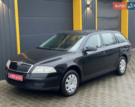 Черный Шкода Октавия, объемом двигателя 1.6 л и пробегом 198 тыс. км за 6999 $, фото 3 на Automoto.ua