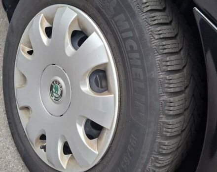 Черный Шкода Октавия, объемом двигателя 1.6 л и пробегом 221 тыс. км за 8750 $, фото 72 на Automoto.ua