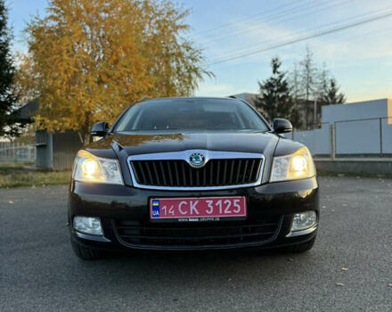 Шкода Октавія 2011 у Мукачеве на Automoto.ua Чорний Шкода Октавія, об'ємом двигуна 0 л та пробігом 244 тис. км за 7800 $, фото 7 на Automoto.ua