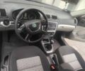 Черный Шкода Октавия, объемом двигателя 1.6 л и пробегом 350 тыс. км за 3506 $, фото 4 на Automoto.ua