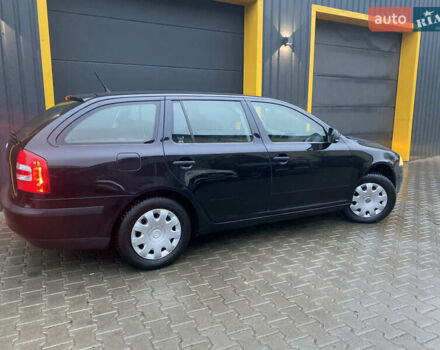 Черный Шкода Октавия, объемом двигателя 1.6 л и пробегом 198 тыс. км за 6999 $, фото 15 на Automoto.ua