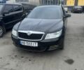 Черный Шкода Октавия, объемом двигателя 2 л и пробегом 265 тыс. км за 8800 $, фото 1 на Automoto.ua