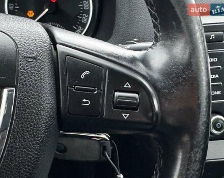 Черный Шкода Октавия, объемом двигателя 1.8 л и пробегом 287 тыс. км за 8990 $, фото 18 на Automoto.ua