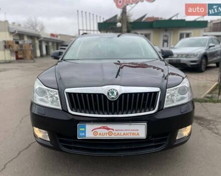 Черный Шкода Октавия, объемом двигателя 1.2 л и пробегом 142 тыс. км за 7499 $, фото 1 на Automoto.ua