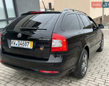 Черный Шкода Октавия, объемом двигателя 2 л и пробегом 234 тыс. км за 8899 $, фото 17 на Automoto.ua