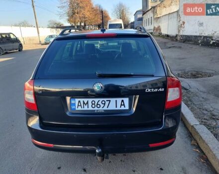 Черный Шкода Октавия, объемом двигателя 1.6 л и пробегом 208 тыс. км за 10700 $, фото 5 на Automoto.ua