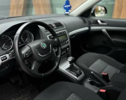 Черный Шкода Октавия, объемом двигателя 1.8 л и пробегом 195 тыс. км за 9750 $, фото 40 на Automoto.ua