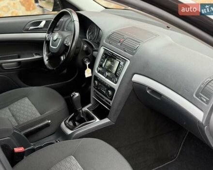 Черный Шкода Октавия, объемом двигателя 1.6 л и пробегом 218 тыс. км за 8450 $, фото 29 на Automoto.ua