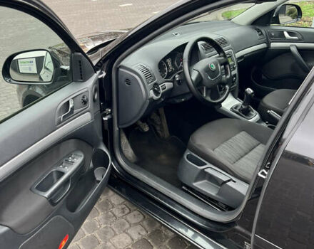 Чорний Шкода Октавія, об'ємом двигуна 1.8 л та пробігом 171 тис. км за 8999 $, фото 11 на Automoto.ua