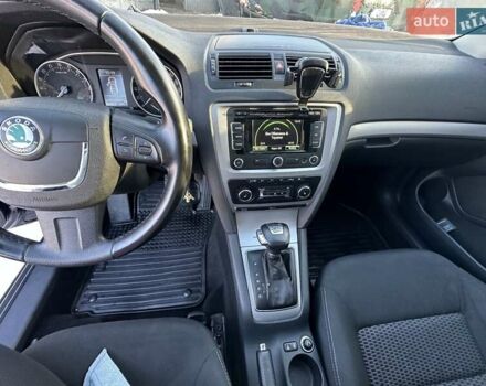 Черный Шкода Октавия, объемом двигателя 1.97 л и пробегом 290 тыс. км за 10600 $, фото 10 на Automoto.ua