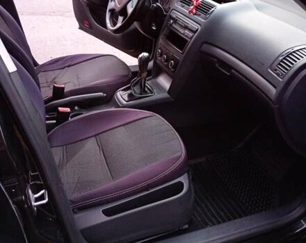 Чорний Шкода Октавія, об'ємом двигуна 1.6 л та пробігом 250 тис. км за 7600 $, фото 13 на Automoto.ua